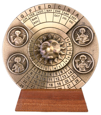 Календарь вечный Perpetual Calendar (9 см) Hemisferium