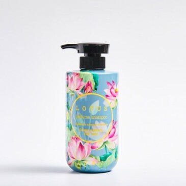 Парфюмированный шампунь для волос Лотос Lotus Perfume Shampoo, 500 мл Jigott