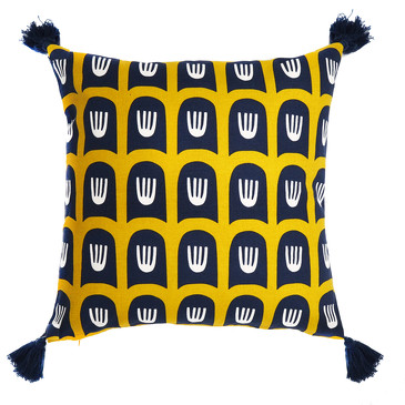 Чехол для подушки с двустронним принтом Blossom time и с кисточками Tkano