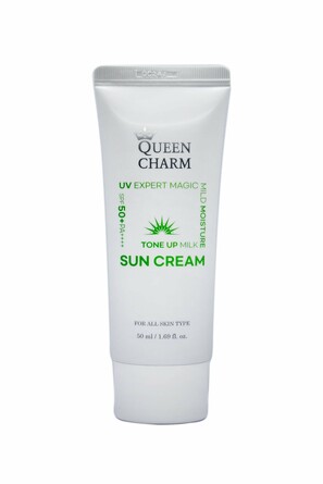 Крем для лица солнцезащитный легкий увлажняющий SPF50+PA++++, 50 мл Queencharm