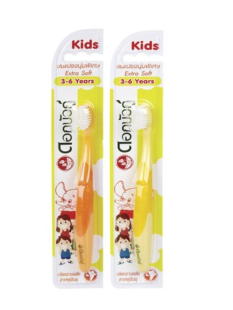 Набор детских экстра мягких зубных щеток Dok Bua Ku Kids Toothbrush Extra Soft (оранжевая и желтая),