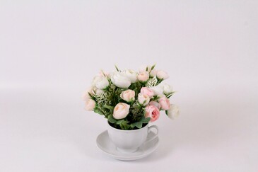 Ранункулюс в кружке AltFlowers