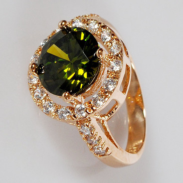 Кольцо перидот круг в цирконах Lotus jewelry