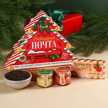 Набор Новогодняя почта В коробке-елке (чай, крем-мёд, шоколад) Фабрика счастья
