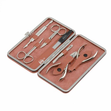 Набор маникюрный (7 пр.) в футляре GD