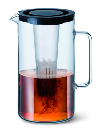 Кувшин с емкостью для льда и ситечком с черной крышкой 2,5л Simax