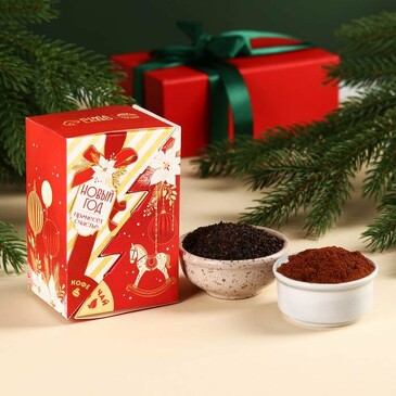 Подарочный набор в коробке-ёлке Всё исполнит Новый год (чай чёрный лесные ягоды 50 г, кофе амаретто, 50 г) Фабрика счастья