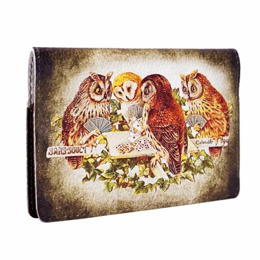 Обложка на паспорт Совы играют в покер Eshemoda