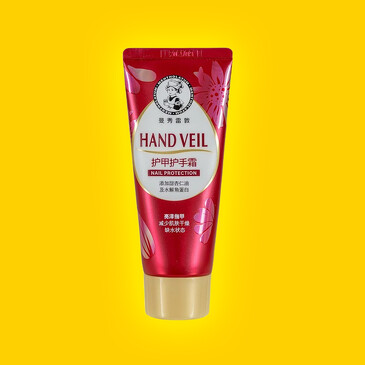 Крем для рук и ногтей увлажнение и питание Hand Veil, 50 мл, Mentholatum