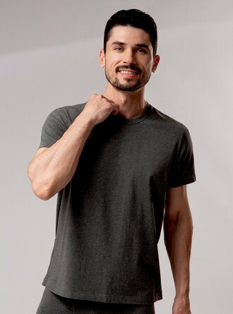 Футболка Indefini