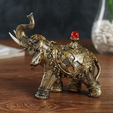 Сувенир полистоун Слон в золотой попоне с кистями, зеркалами и рубином