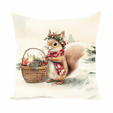 Подушка декоративная Бельчонок Лука в новогоднем лесу 40х40 см  Zaberite