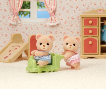 Набор игровых фигурок. Медведи-близняшки Sylvanian Families