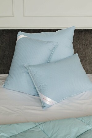 Подушка пуховая Спешл Дуо Kariguz