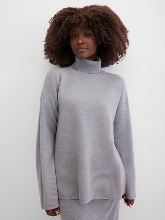 Свитер базовый Barmariska