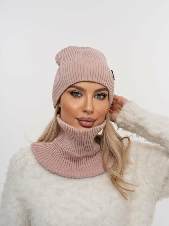 Шапка женская утепленная на флисе со снудом Sara Gok