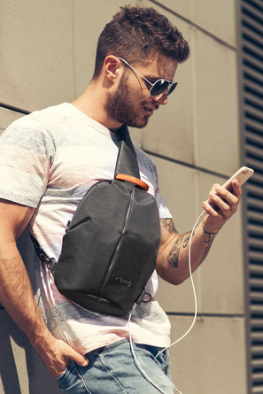 Рюкзак на плечо с USB R-bag