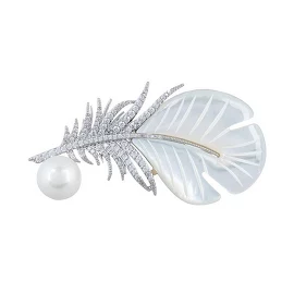 Брошь Перо Natural shell + Artificial pearl Fiore Luna